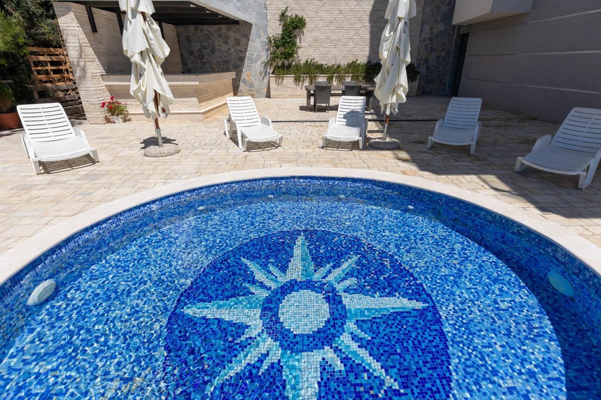 Altezza Premium Tophill View And Pool Appartement Budva